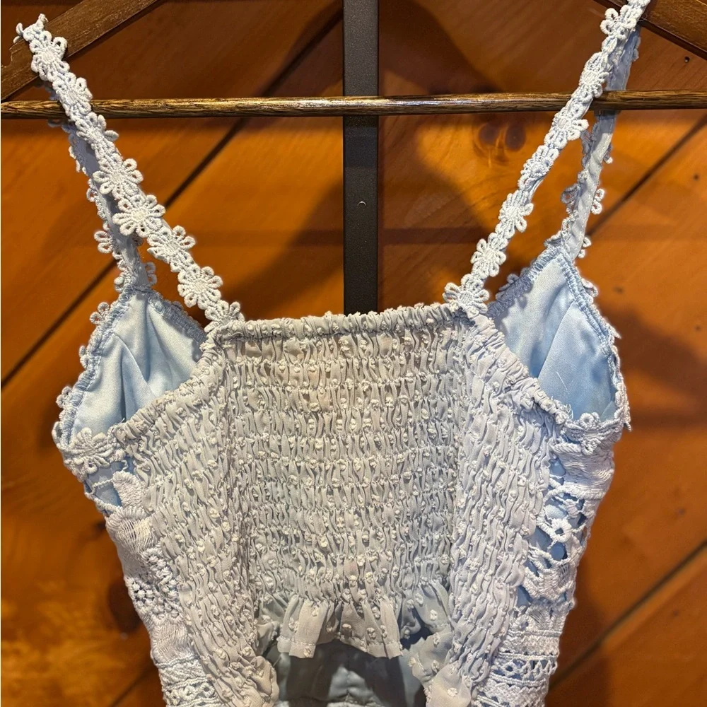 SHEIN Light Blue Lace Crop Top - Picture 3 of 4